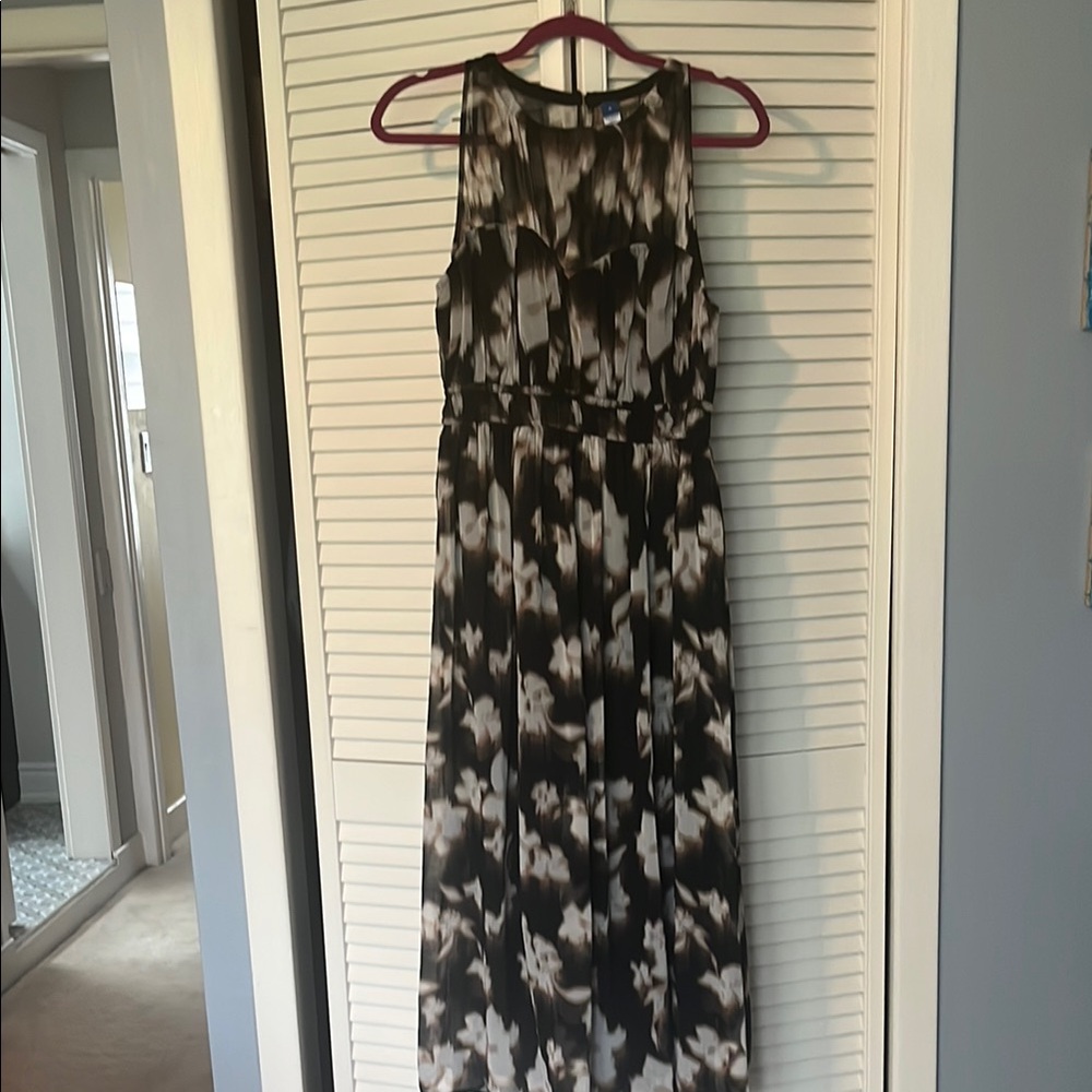 Elegant Black and White Floral Dress